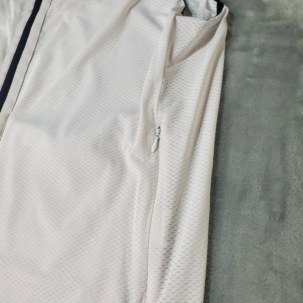 Master‎ Bear Golf Wear Mens White Full Zip Performance Vest Sleeveless Size 105